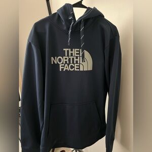 Men’s North Face Hoodie Size XL